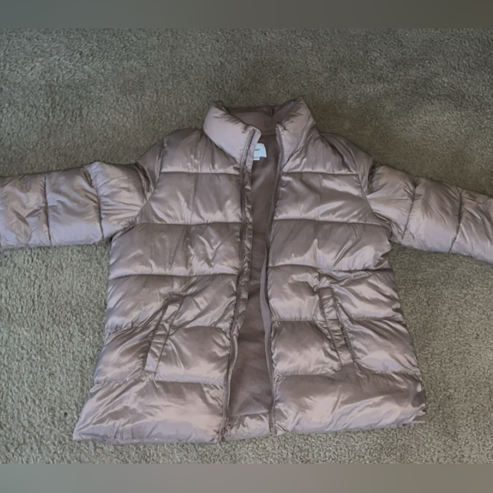 Old Navy Women’s XL Puffer jacket - nude color